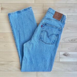 Levi's Ribcage Straight Ankle Jeans 29W X 29L Light Blue